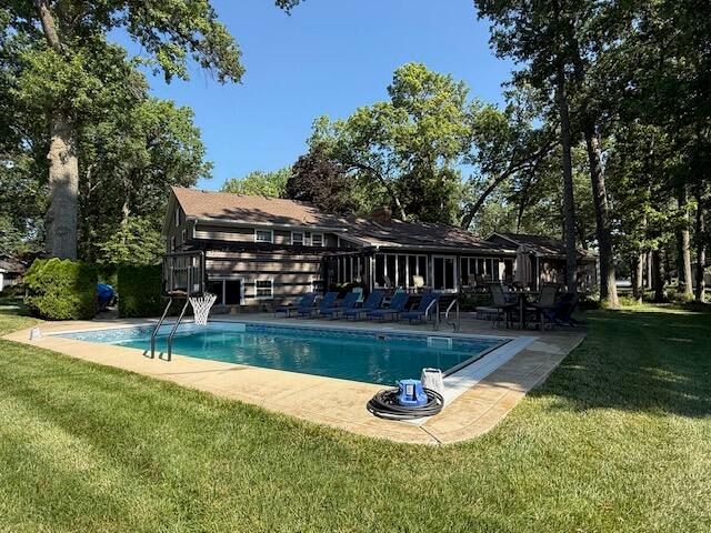 4000 Hemlock Drive, Valparaiso, IN 46383
