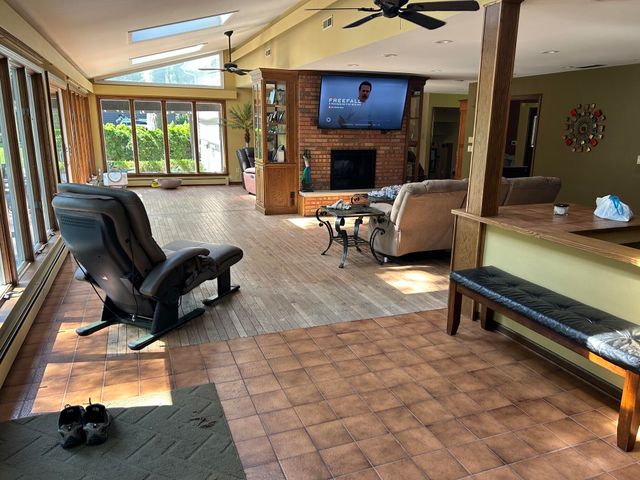 4000 Hemlock Drive, Valparaiso, IN 46383