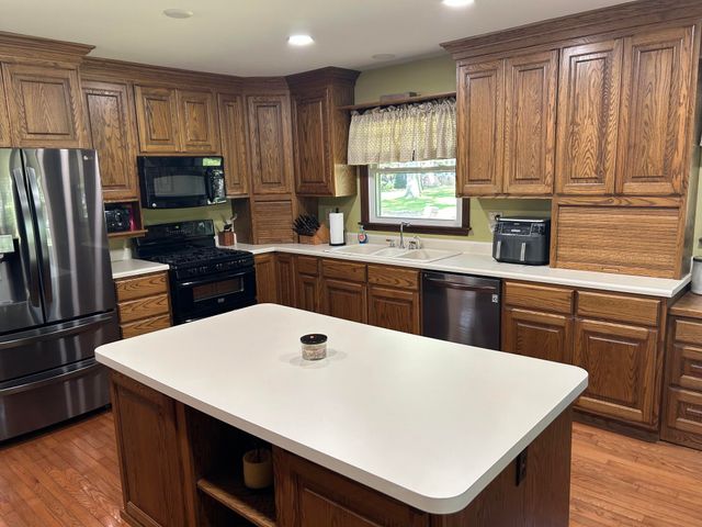 4000 Hemlock Drive, Valparaiso, IN 46383