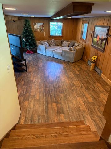 4000 Hemlock Drive, Valparaiso, IN 46383
