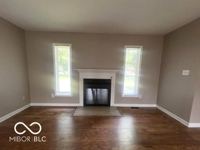 945 Fox Hill Drive, Indianapolis, IN 46228
