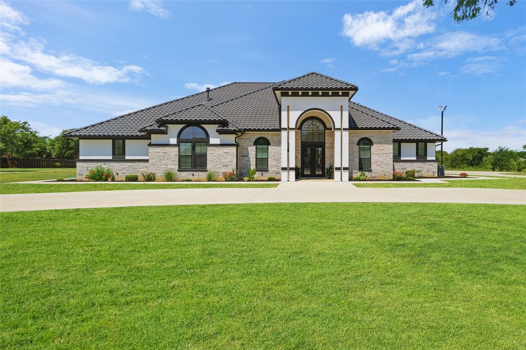 7381 Mesquite Ridge, Sanger, TX 76266