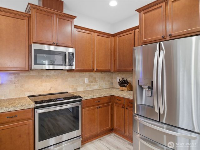 3107 360th Street Court S, Roy, WA 98580