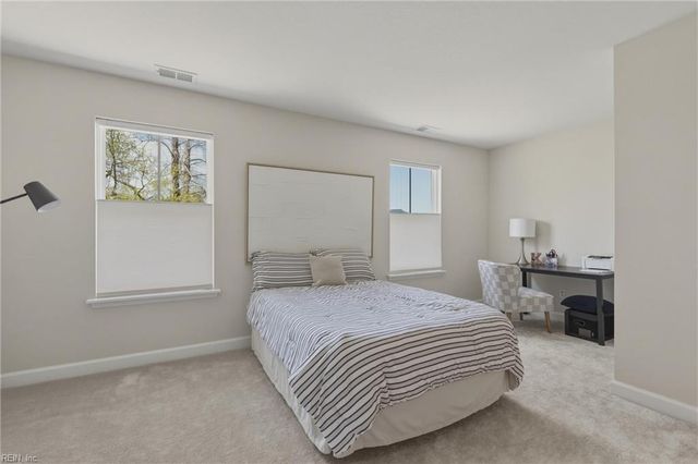 1000 Opal St Unit 101, Suffolk, VA 23435