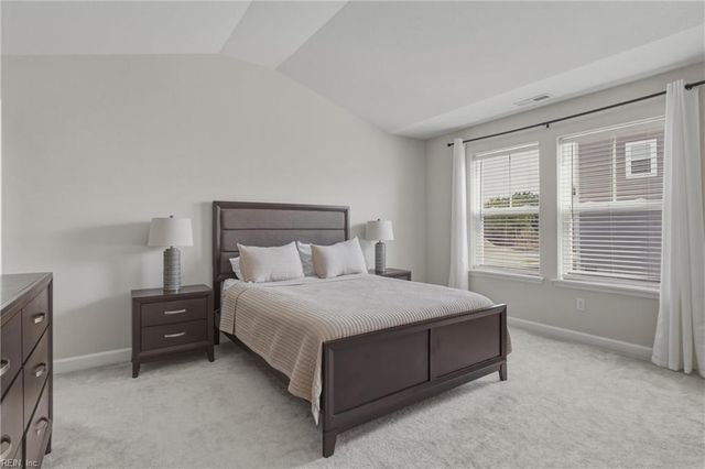 1000 Opal St Unit 101, Suffolk, VA 23435