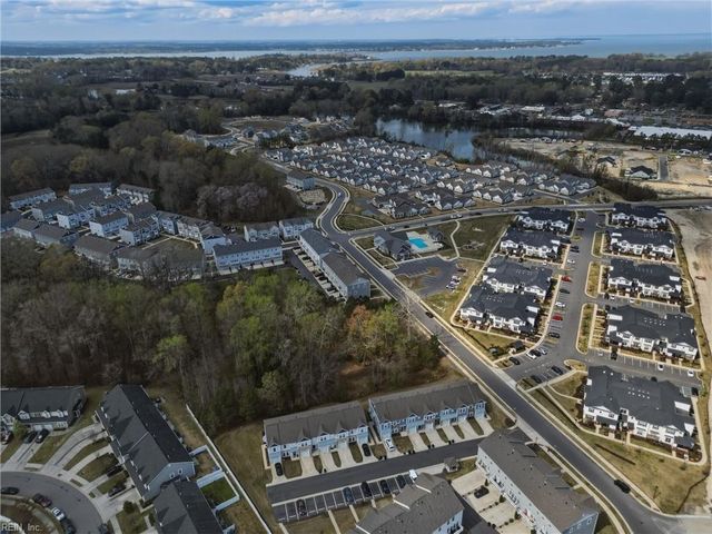 1000 Opal St Unit 101, Suffolk, VA 23435