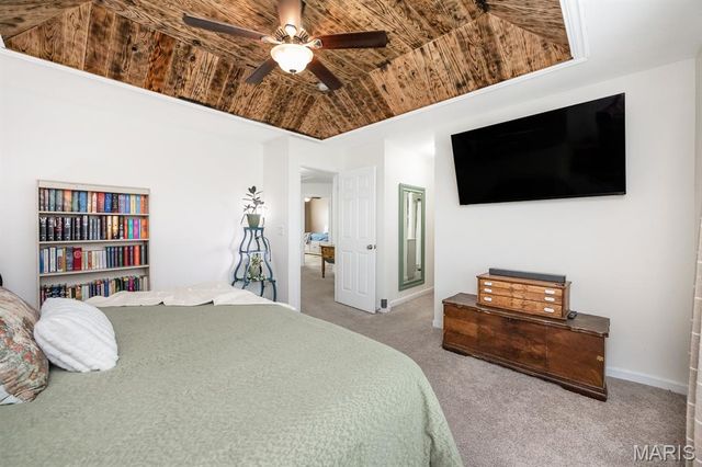 2725 Cedar Grove Drive, Belleville, IL 62221