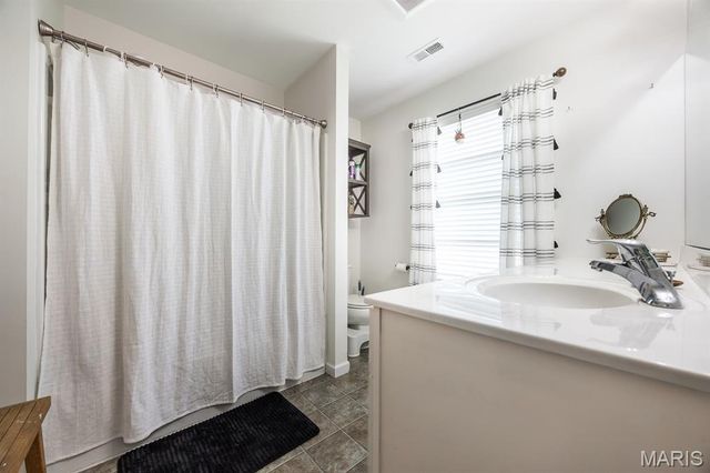 2725 Cedar Grove Drive, Belleville, IL 62221