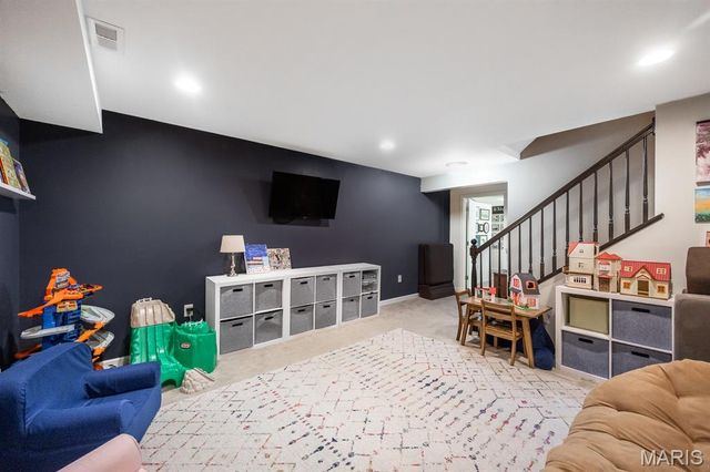 2725 Cedar Grove Drive, Belleville, IL 62221