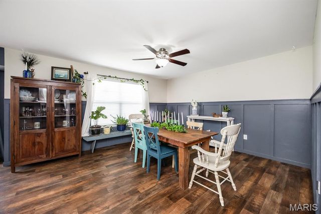 2725 Cedar Grove Drive, Belleville, IL 62221