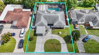 1921 Acapulco Dr, Miramar, FL 33023