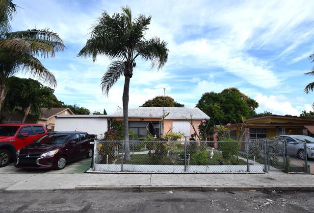 910 N C Street, Lake Worth Beach, FL 33460