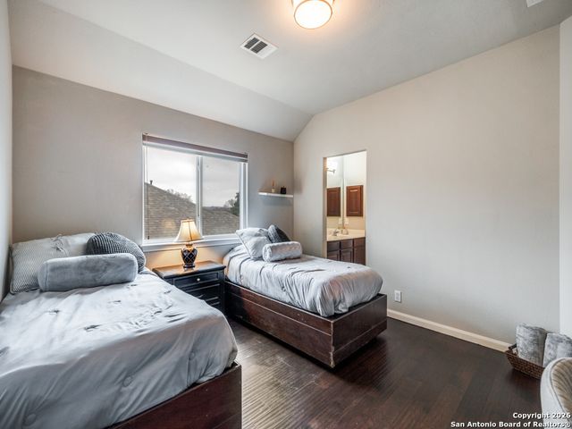 25427 Bunker Dr, San Antonio, TX 78260