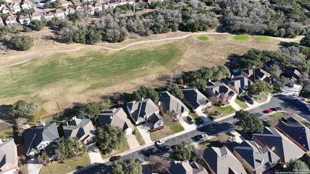 25427 Bunker Dr, San Antonio, TX 78260