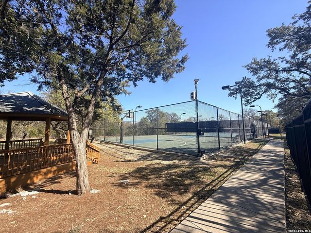 25427 Bunker Dr, San Antonio, TX 78260