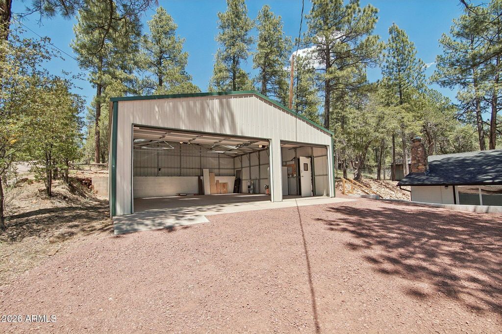 Image 25 of property listing at 8324 W FOSSIL CREEK Road, Pine, AZ 85544