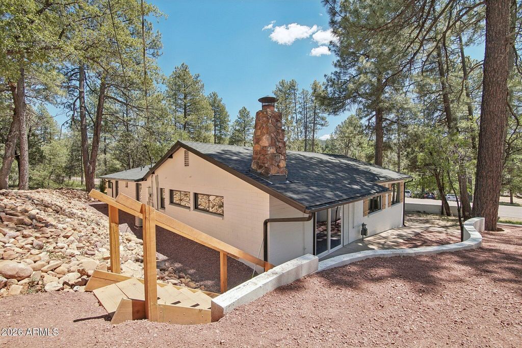 Image 28 of property listing at 8324 W FOSSIL CREEK Road, Pine, AZ 85544