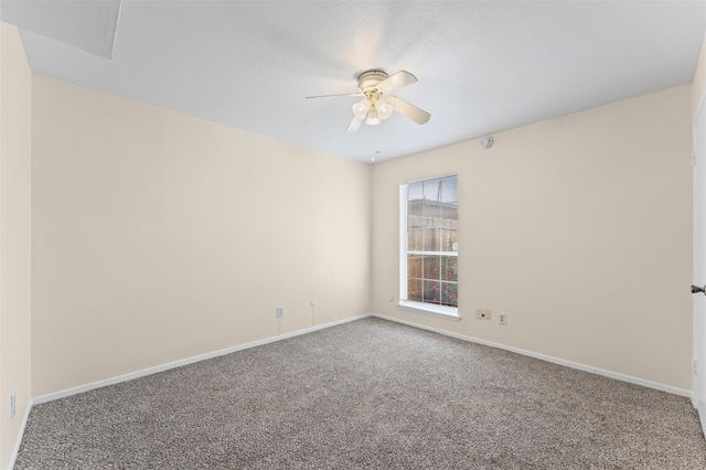 1076 Willow Oaks Circle, Pasadena, TX 77506