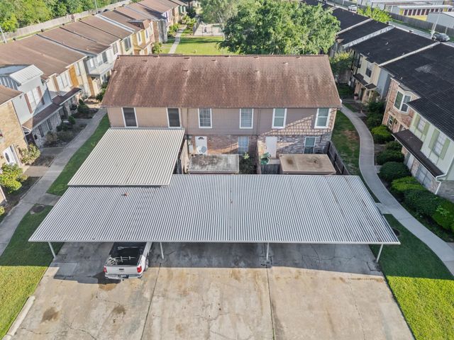 1076 Willow Oaks Circle, Pasadena, TX 77506