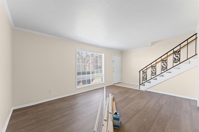 1076 Willow Oaks Circle, Pasadena, TX 77506