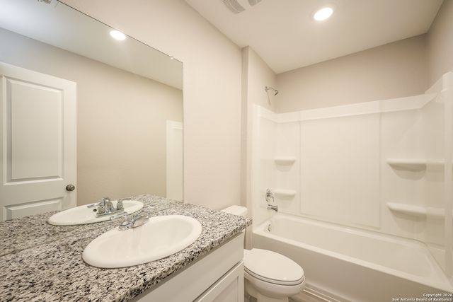 10615 Mcclintock Drive, Converse, TX 78109