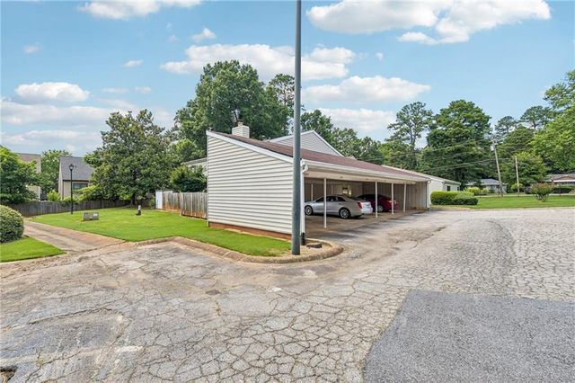 2011 Oak Park Lane, Decatur, GA 30032