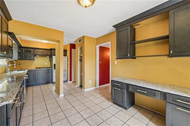 2011 Oak Park Lane, Decatur, GA 30032
