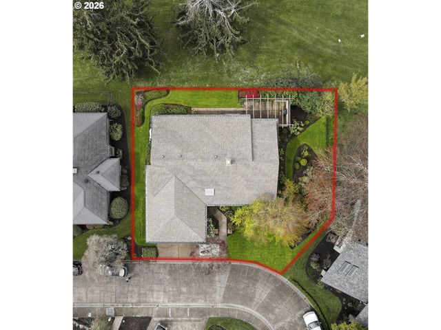 982 SHAUGHNESSY Ln, Eugene, OR 97401