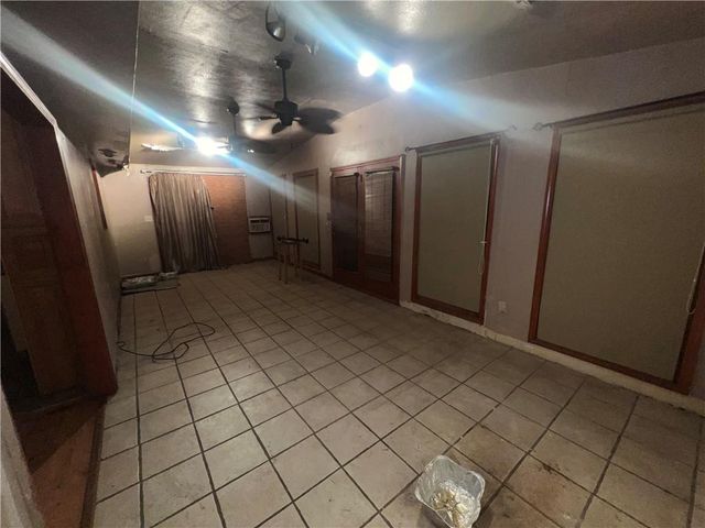 1112 Reynolds Court, Morrow, GA 30260