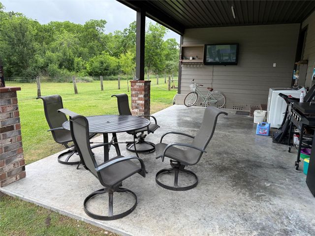 13125 1st Street, Kendleton, TX 77451