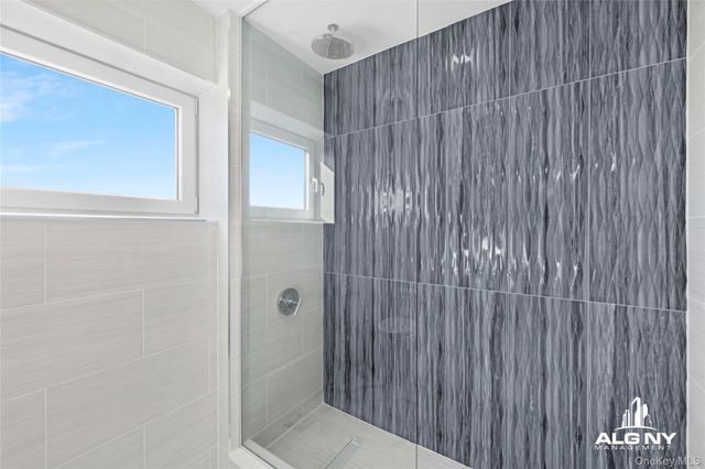 183 Beach 101st Street 3B, Rockaway Park, NY 11694