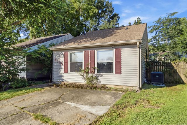 3333 Royal Wood Road, Lexington, KY 40515