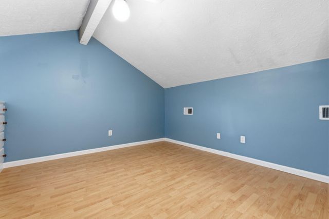 3333 Royal Wood Road, Lexington, KY 40515