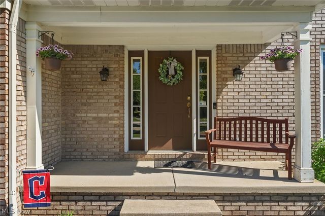9187 Davis Way, Twinsburg, OH 44087