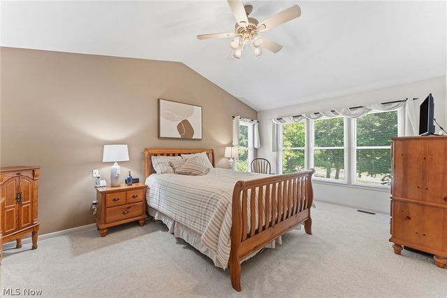 9187 Davis Way, Twinsburg, OH 44087