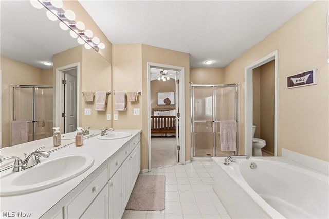 9187 Davis Way, Twinsburg, OH 44087