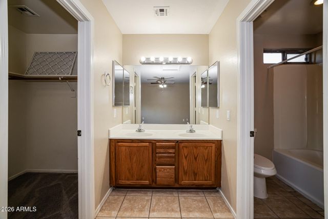 5015 S 6TH Way, Phoenix, AZ 85040