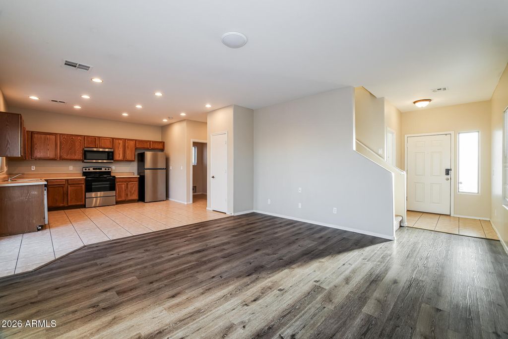5015 S 6TH Way, Phoenix, AZ 85040 — photo 4