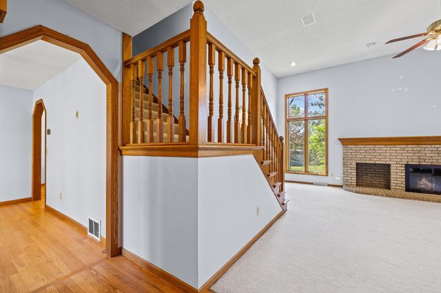 5705 Lois Lane, Shoreview, MN 55126