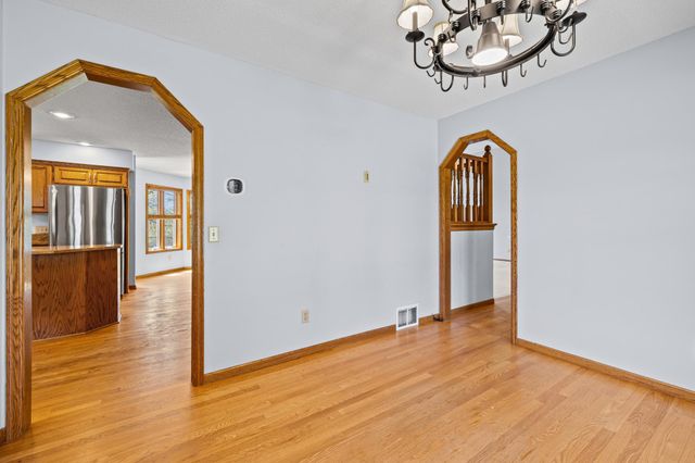 5705 Lois Lane, Shoreview, MN 55126