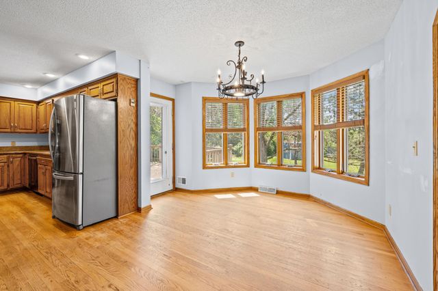 5705 Lois Lane, Shoreview, MN 55126