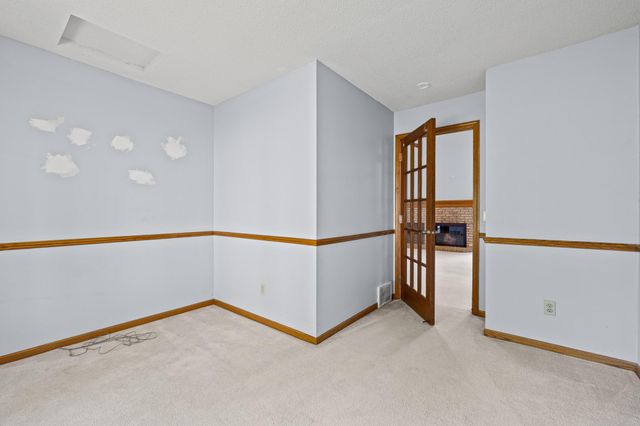 5705 Lois Lane, Shoreview, MN 55126