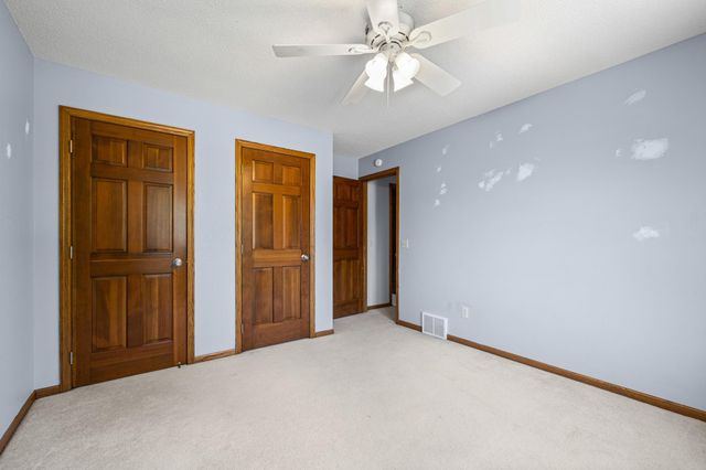 5705 Lois Lane, Shoreview, MN 55126