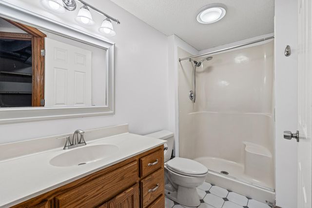 5705 Lois Lane, Shoreview, MN 55126