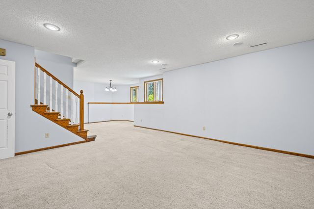 5705 Lois Lane, Shoreview, MN 55126