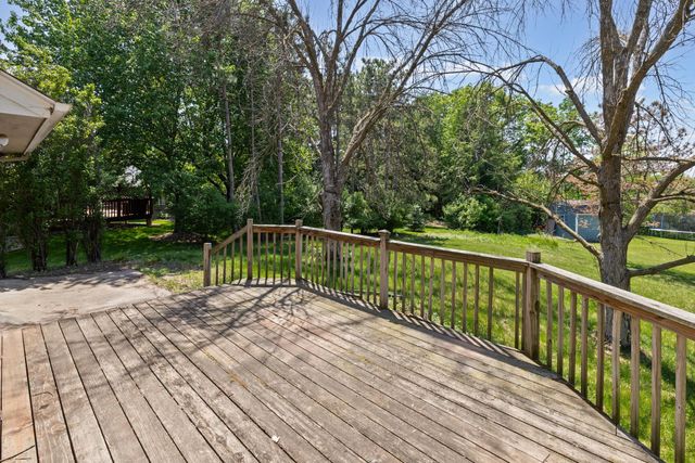 5705 Lois Lane, Shoreview, MN 55126