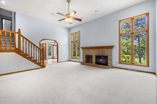 5705 Lois Lane, Shoreview, MN 55126