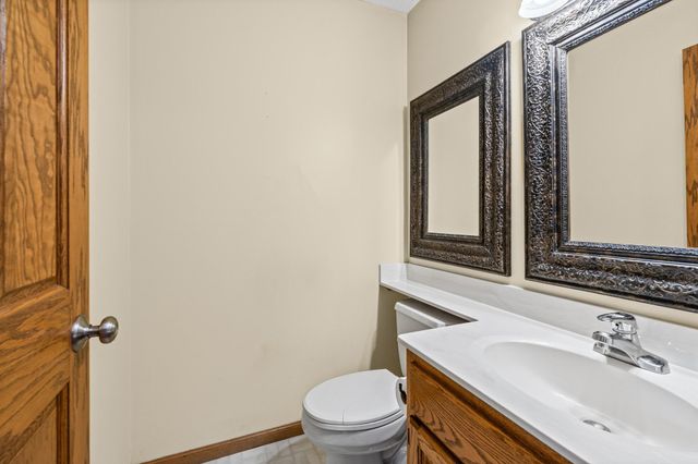 5705 Lois Lane, Shoreview, MN 55126