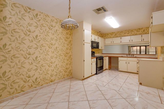 8266 AMBROSE COVE WAY, Orlando, FL 32819