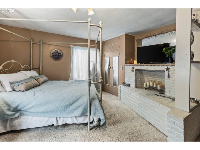 24 Ne MOUNT HEBRON Dr, Pendleton, OR 97801